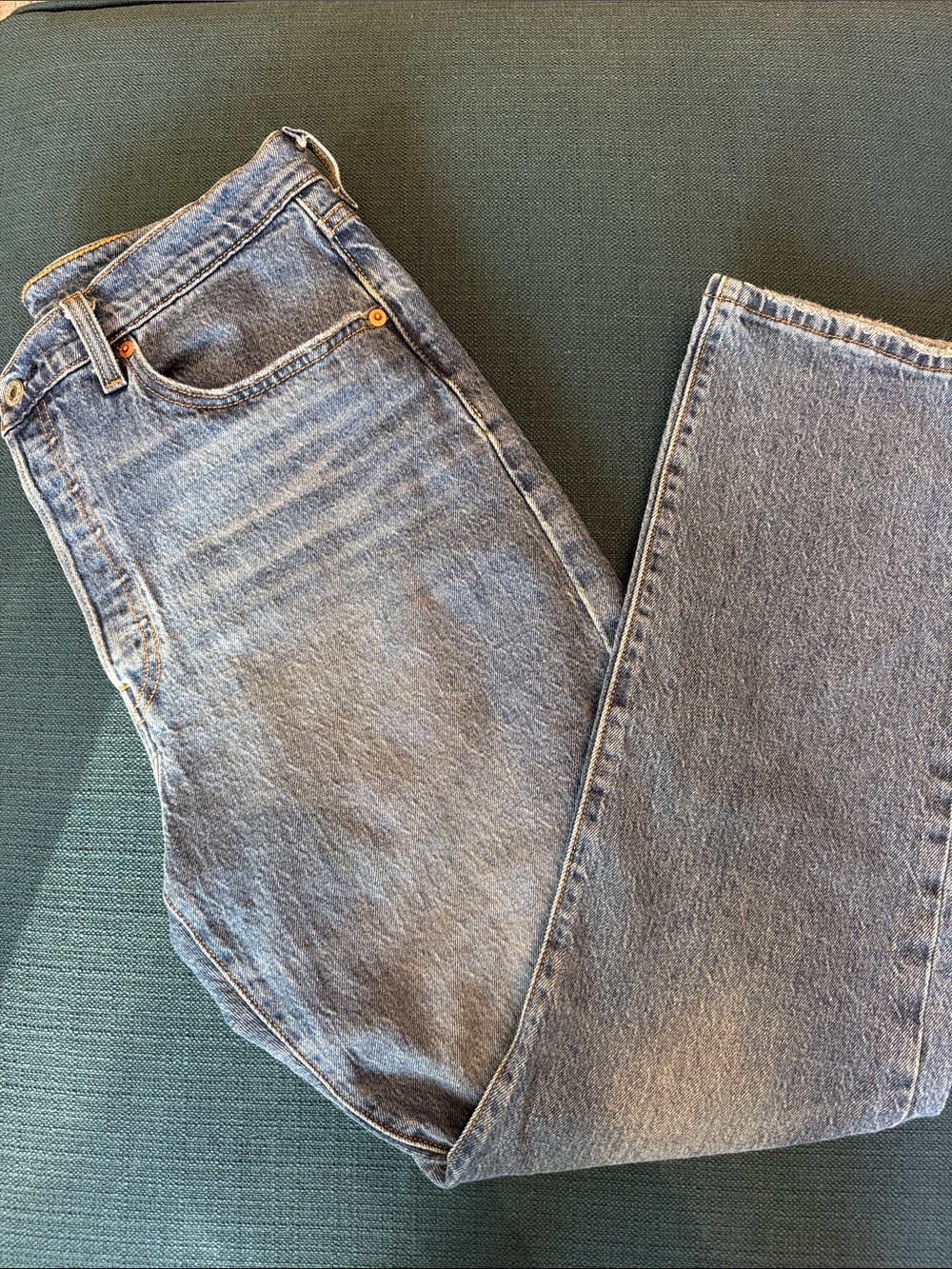 Levi's 501 Medium Wash Blue Boyfriend Jeans